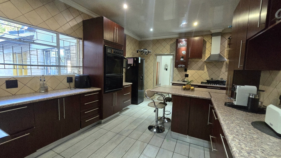 To Let 4 Bedroom Property for Rent in Jan Cillierspark Free State